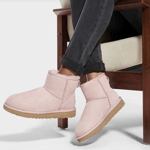 NWT Ugg Pink Crystal Classic Mini ll Boot